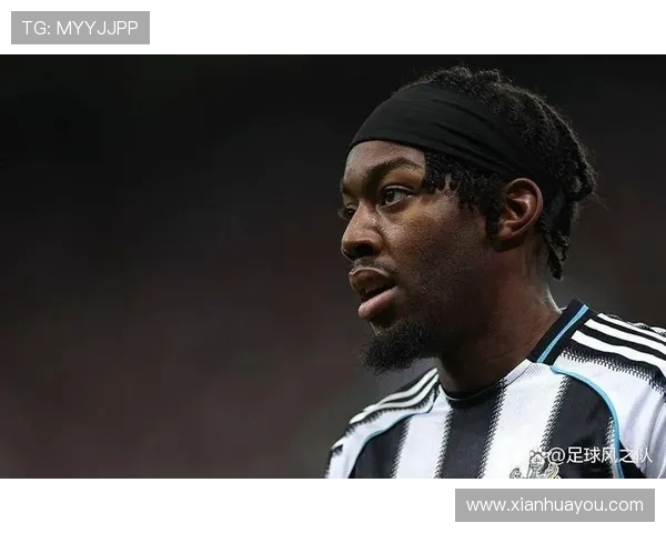 足球毒液球星：揭示超级球员背后的疯狂训练与超凡技艺